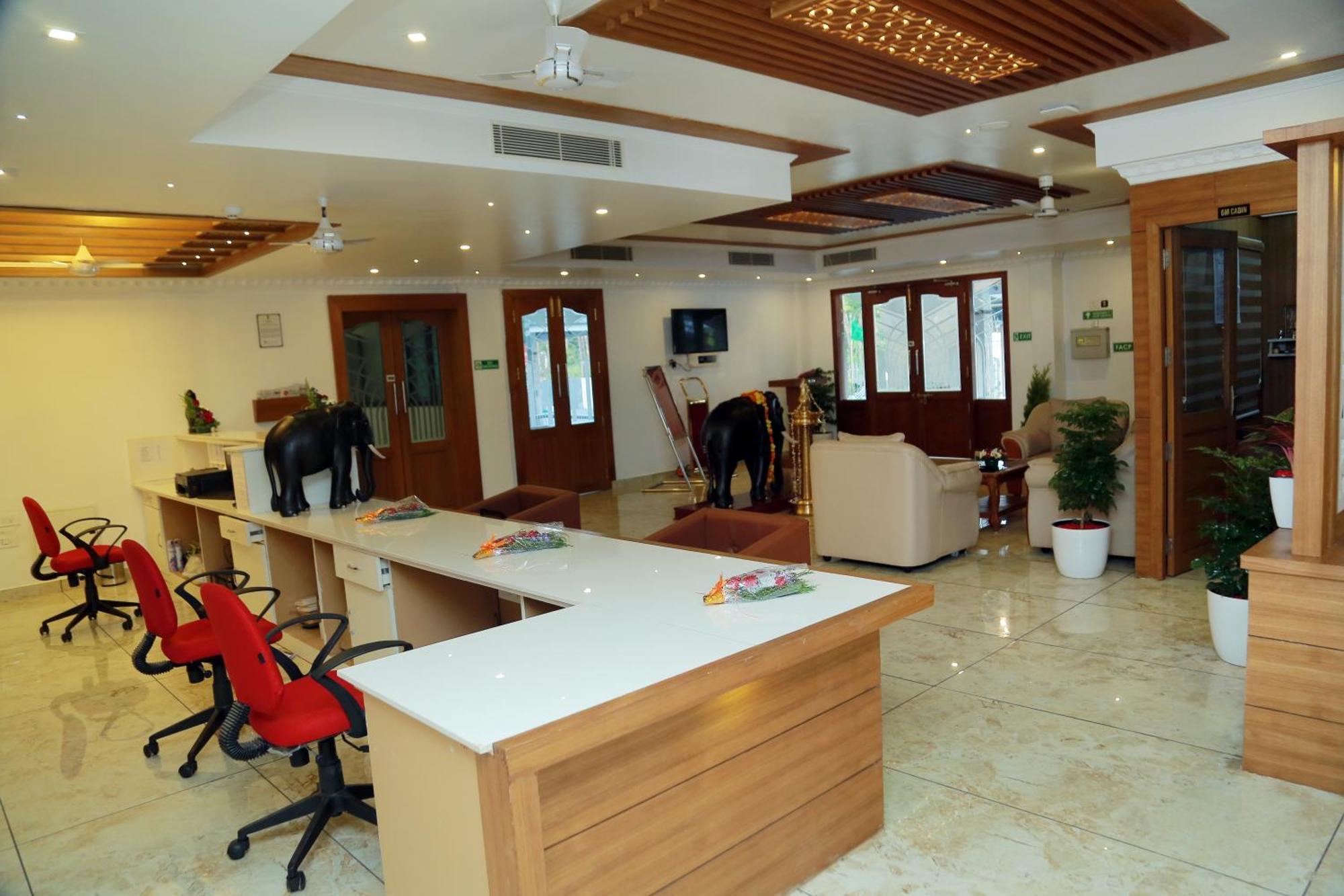 Hotel Savera Park Thrissur Zewnętrze zdjęcie