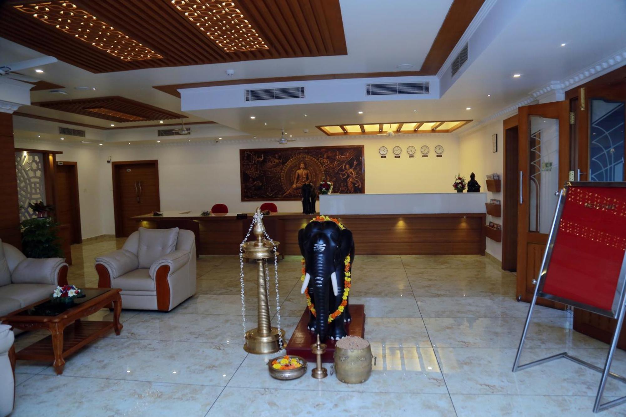 Hotel Savera Park Thrissur Zewnętrze zdjęcie